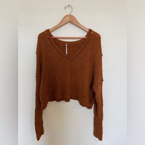 Free people sweater 🦋